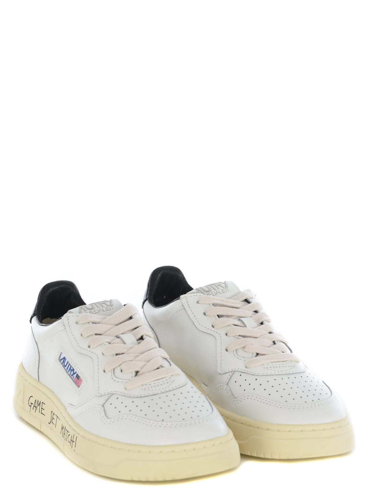 AUTRY Sneakers AULW ML02 White Black